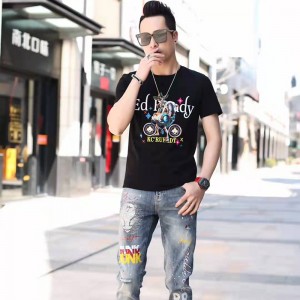 Neulottu digitaalinen crewneck t-paita